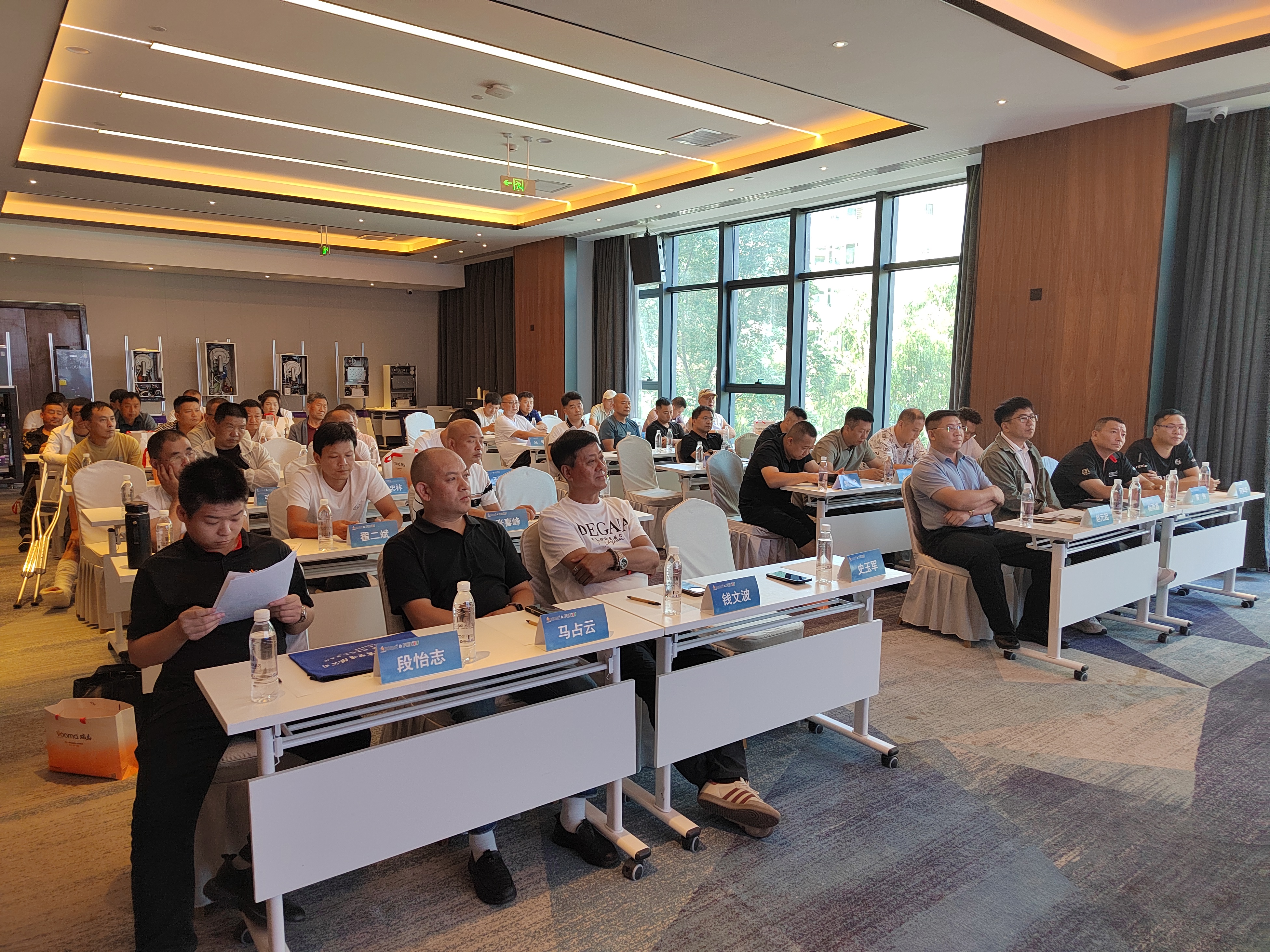 FED重拳出击甘青！这场交流会，藏着供暖市场的什么“王炸”？